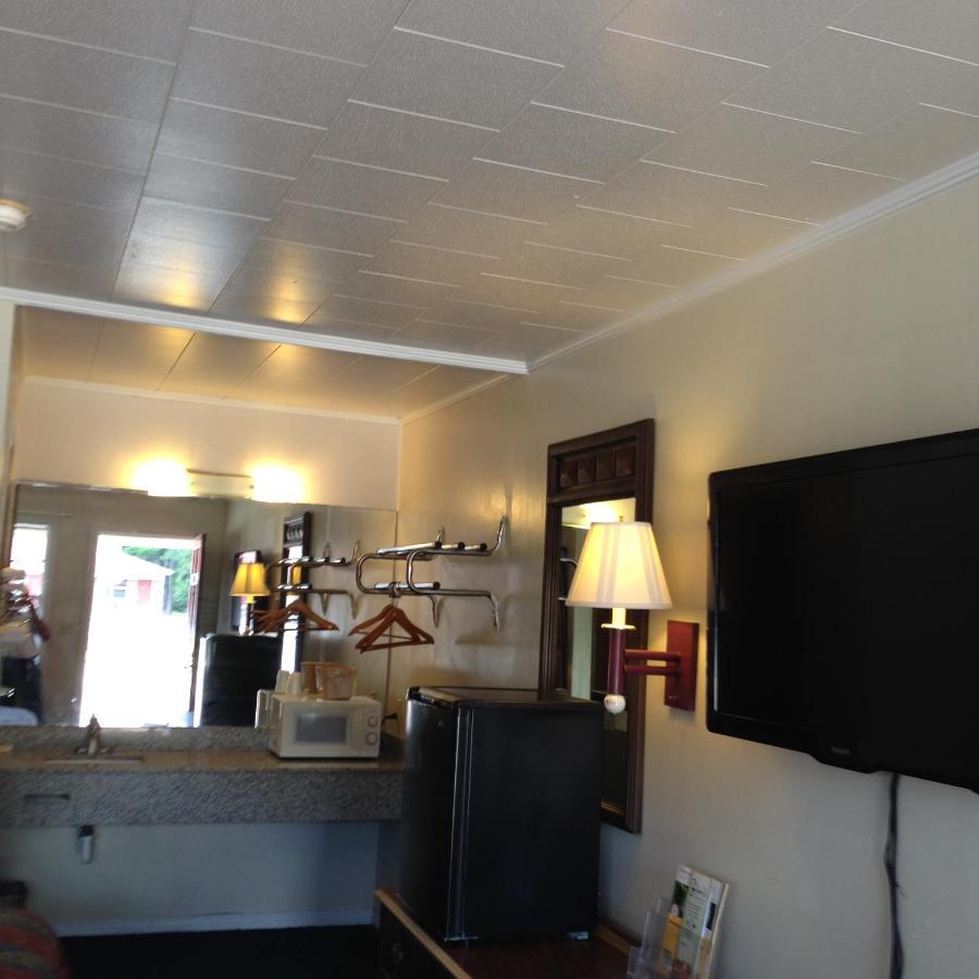 Royal Inn Monroeville Exterior foto